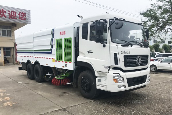 東風天龍洗掃車